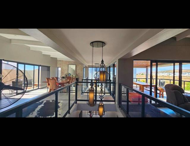 3 BEDROOM HOUSE FOR SALE IN CALYPSO BEACH